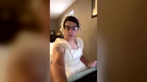 Nicole Smith online show from July 18, 2026, 9:40 pm