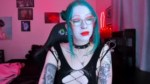 Mistress Nikki Vill online show from August 5, 2026, 3:31 am