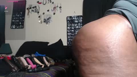 MissTajaa online show from May 22, 2026, 12:33 pm