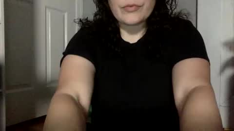 Snapshot of misstress_liz chatting on March 18, 2026, 4:15 am misstress_liz online show from March 18, 2026, 4:15 am