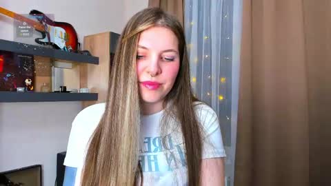 Snapshot of missyourann chatting on April 19, 2026, 7:27 pm Anya online show from April 19, 2026, 7:27 pm
