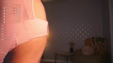 Mia online show from June 28, 2026, 7:31 pm