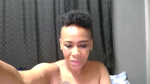 mistressshirleyx online show from March 10, 2026, 6:18 am