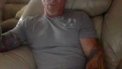 Snapshot of mjg175 chatting on June 15, 2026, 4:53 pm SexyRed online show from June 15, 2026, 4:53 pm