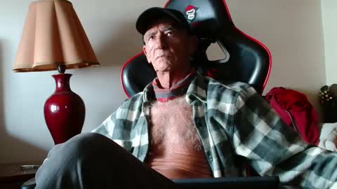 Snapshot of mjmadurengue chatting on June 3, 2026, 5:18 pm Mario jose online show from June 3, 2026, 5:18 pm