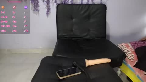 Snapshot of mmdanielamm chatting on June 1, 2026, 1:13 pm mmdanielamm online show from June 1, 2026, 1:13 pm