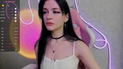 Snapshot of molly_crystall chatting on July 10, 2026, 4:28 am Molly - online show from July 10, 2026, 4:28 am
