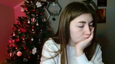 sweet girl and shine body online show from November 15, 2025, 7:38 am