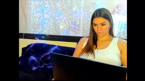 Monika online show from May 29, 2026, 12:58 pm