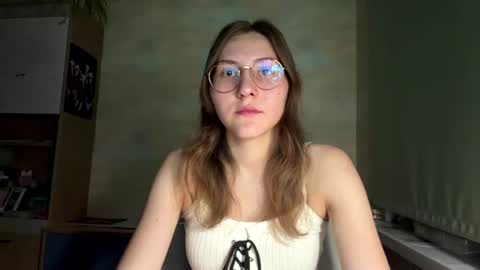 Snapshot of monikakotts chatting on July 7, 2026, 7:07 pm Mia online show from July 7, 2026, 7:07 pm