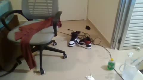 monster_affair online show from February 16, 2025, 5:48 am