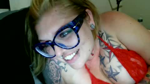 Snapshot of moonpulseraven chatting on June 29, 2026, 4:30 am moonpulseraven online show from June 29, 2026, 4:30 am