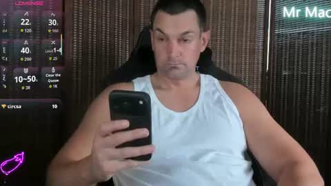 Snapshot of mr_mac69 chatting on July 14, 2026, 8:03 pm Cam online show from July 14, 2026, 8:03 pm