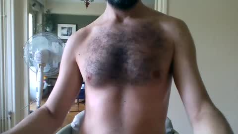 Snapshot of mrralph__90 chatting on June 12, 2026, 7:07 am Mrralph online show from June 12, 2026, 7:07 am