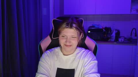 Snapshot of mura_muur chatting on June 20, 2026, 3:59 pm Milana online show from June 20, 2026, 3:59 pm