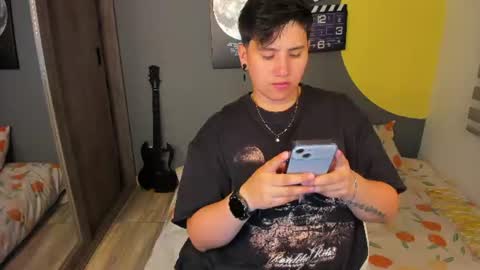 Snapshot of musicayluna chatting on June 16, 2026, 3:09 am VALENTINA Luna online show from June 16, 2026, 3:09 am