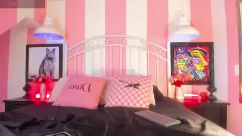 Snapshot of mxli_divine_ chatting on June 17, 2026, 3:13 pm mxli_divine_ online show from June 17, 2026, 3:13 pm