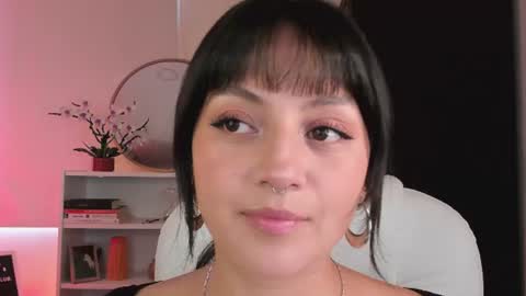Nahia INDEPENDENT MODEL P online show from June 27, 2026, 10:04 pm