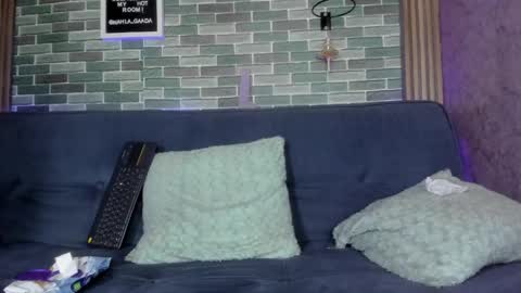 Nahla online show from May 15, 2026, 11:23 pm