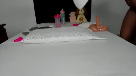 Snapshot of namelesss_xxx chatting on June 14, 2026, 9:44 am pervert online show from June 14, 2026, 9:44 am
