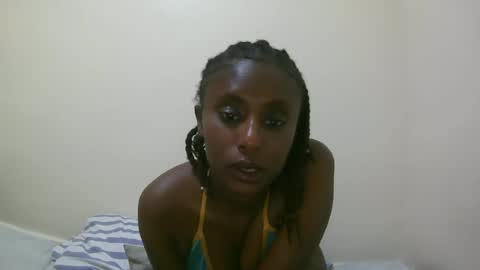 Snapshot of nana2095 chatting on June 25, 2026, 5:12 am nana2095 online show from June 25, 2026, 5:12 am