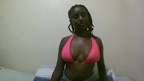 nana2095 online show from June 30, 2026, 11:28 pm