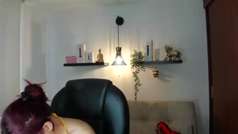 Snapshot of naomy_stanley_ chatting on June 21, 2026, 9:50 pm naomy_stanley_ online show from June 21, 2026, 9:50 pm