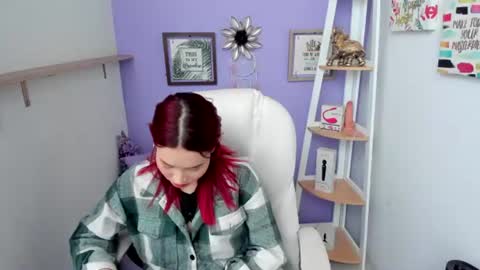 Snapshot of naomy_stanley_ chatting on July 15, 2026, 7:52 pm naomy_stanley_ online show from July 15, 2026, 7:52 pm