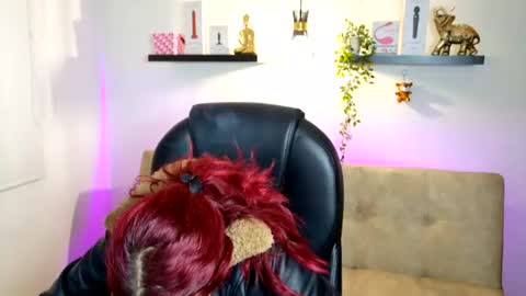 Snapshot of naomy_stanley_ chatting on July 23, 2026, 4:43 am naomy_stanley_ online show from July 23, 2026, 4:43 am