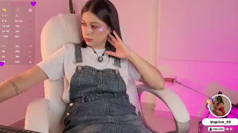 Snapshot of natalia_andrea_2804 chatting on July 15, 2026, 10:48 pm natalia andrea online show from July 15, 2026, 10:48 pm