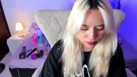 Snapshot of nataliahenao_69 chatting on July 22, 2026, 5:32 am Nataliua Henao online show from July 22, 2026, 5:32 am