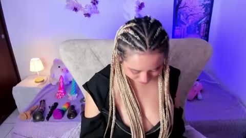 Snapshot of nataliahenao_69 chatting on August 2, 2026, 1:48 am Nataliua Henao online show from August 2, 2026, 1:48 am