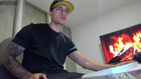nathan_gross online show from April 10, 2026, 11:09 pm