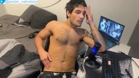 native_boy2 online show from June 7, 2026, 7:06 pm