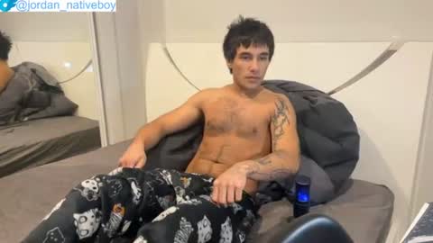 native_boy2 online show from June 13, 2026, 8:29 pm