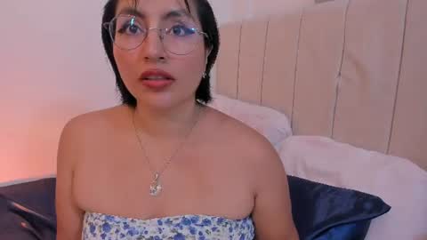 Snapshot of natty_bush chatting on July 17, 2026, 8:14 pm Nathalie online show from July 17, 2026, 8:14 pm