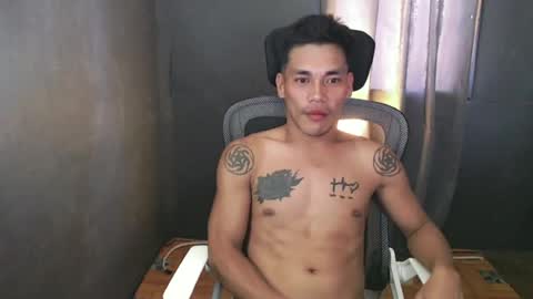 naughtyfuck_boy online show from June 25, 2026, 2:11 am