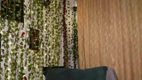 Mya Alexya online show from June 17, 2026, 11:23 am