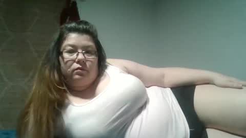 Natalie online show from May 13, 2026, 1:47 am