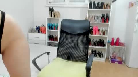 naughtysabine1 online show from June 30, 2026, 11:11 am