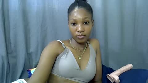 naughtyy4u online show from March 10, 2026, 8:41 am