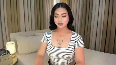 naughtyy_hunk_niel online show from July 3, 2026, 8:21 am