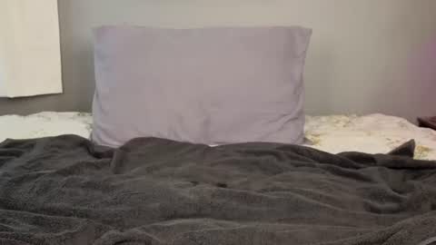 JenniferJen online show from July 23, 2026, 4:49 pm