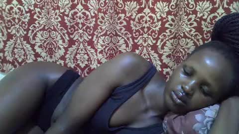 Snapshot of nelly_love001 chatting on June 20, 2026, 7:33 am Nasty lover online show from June 20, 2026, 7:33 am