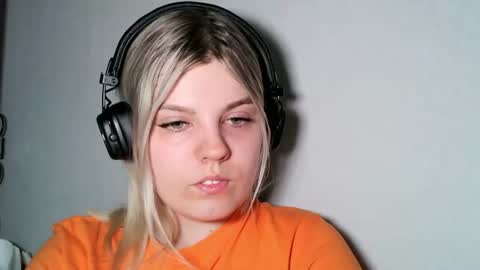 never_enoughh online show from June 21, 2026, 5:26 pm