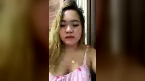 newasiangirl4u online show from June 17, 2026, 9:23 am
