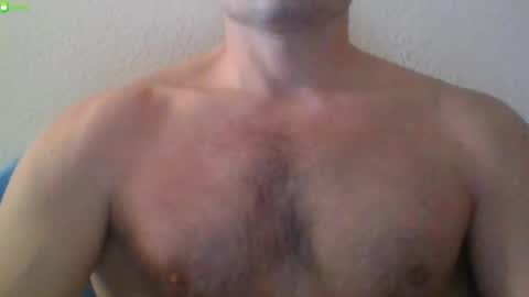Snapshot of newtyguy90 chatting on January 7, 2026, 10:07 am newtyguy90 online show from January 7, 2026, 10:07 am