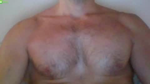 newtyguy90 online show from June 25, 2026, 6:51 am