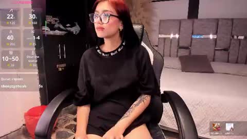 nezukoo_1 online show from June 24, 2026, 9:14 pm