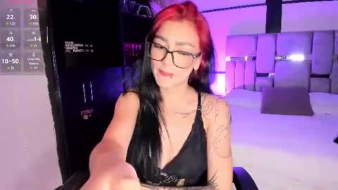 nezukoo_1 online show from June 29, 2026, 9:26 pm